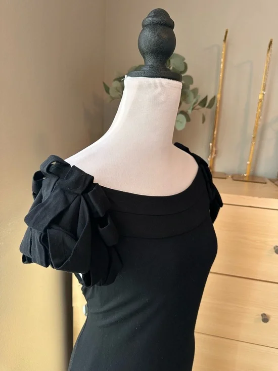 Black Boat Neck Midi Dress - Picture 2 of 6
